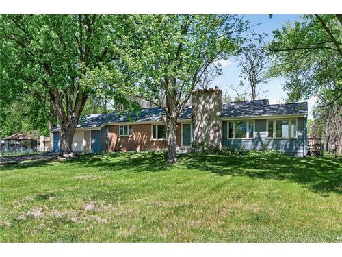 1357 County Road H2, White Bear Lake, MN, 55110-2242 | Card Image
