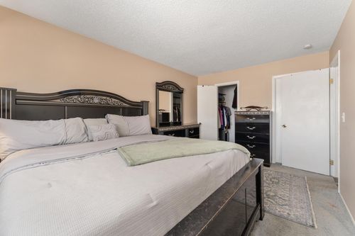 11911 71st Ave N, Maple Grove, MN, 55369-5420 | Card Image