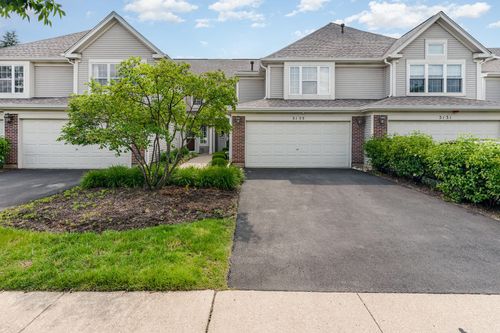 3133 Reflection Dr, Naperville, IL, 60564-4690 | Card Image