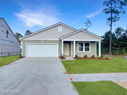 702 Tahoe Ridge Dr, Leland, NC, 28451-6117 | Card Image