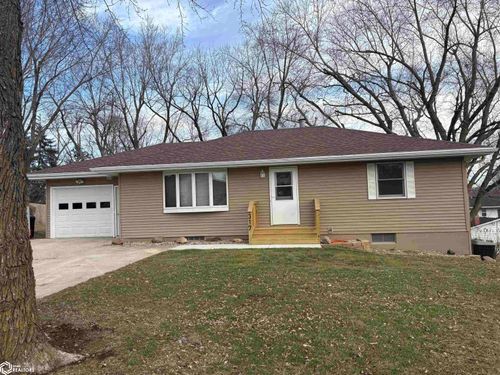 317 Arthur Neu Dr, Carroll, IA, 51401-3225 | Card Image