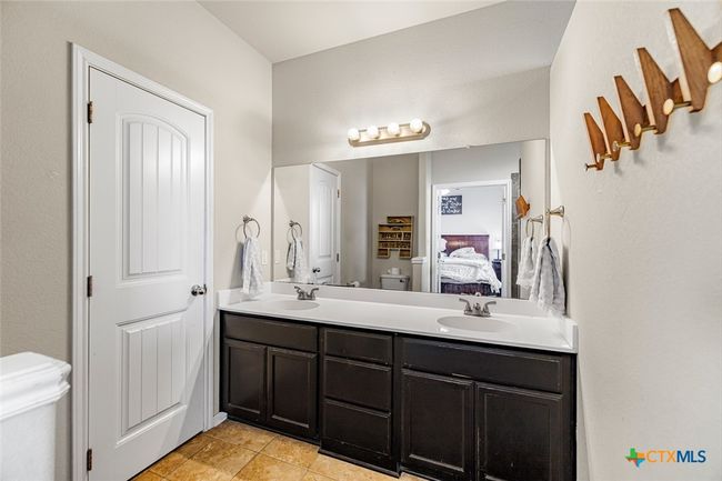 120 Blue Rock Ct, House other with 4 bedrooms, 3 bathrooms and null parking in Victoria TX | Image 19