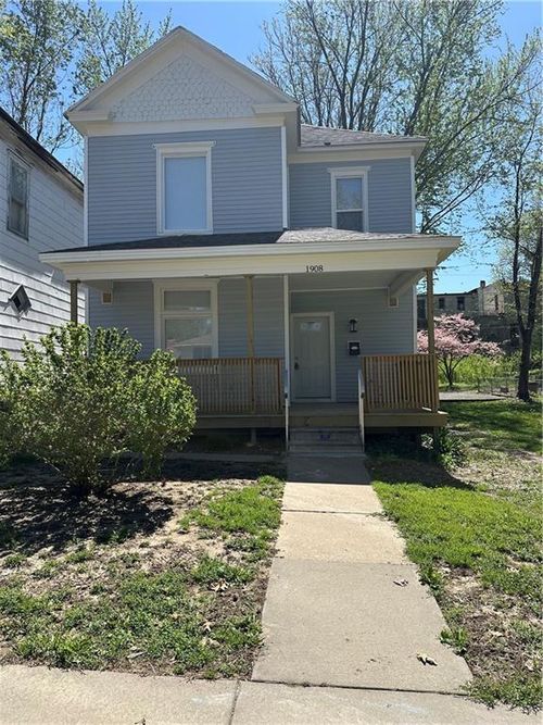 1908 Faraon St, Saint Joseph, MO, 64501-2451 | Card Image