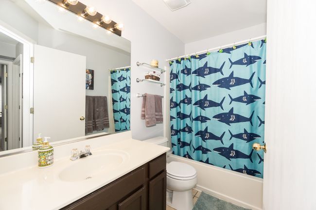 0 - 1176 Delta Dr, Townhouse with 2 bedrooms, 3 bathrooms and 2 parking in Elgin IL | Image 21