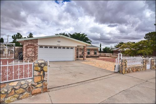 10824 Pico Norte Rd, El Paso, TX, 79935-1932 | Card Image
