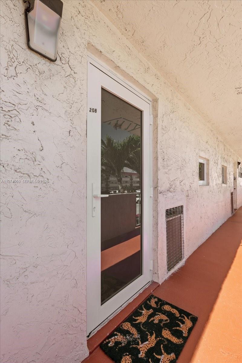 Residential Lease in Pembroke Pines 5