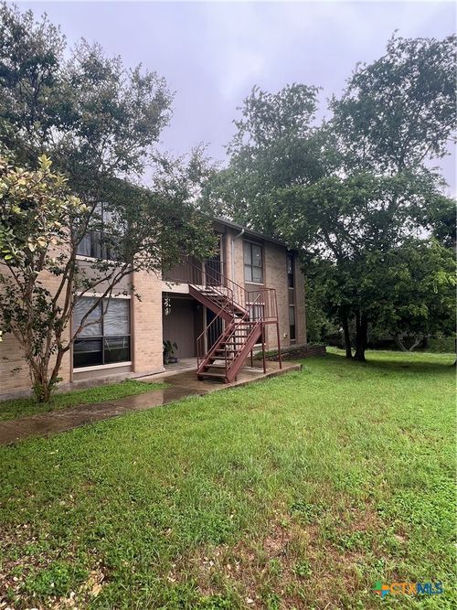 b-229 Craddock Ave, San Marcos, TX, 78666-3088 | Card Image