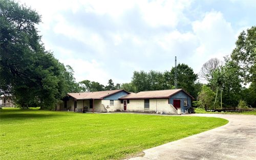 8415 Schiro Rd, Hitchcock, TX, 77563-3133 | Card Image