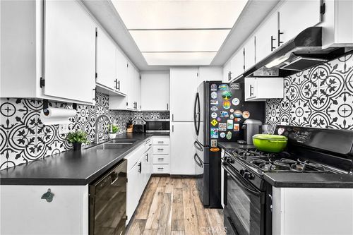 16822 Sierra Vista Way, Cerritos, CA, 90703-1848 | Card Image