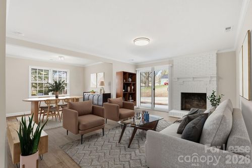 7224 Hackberry Ln, Charlotte, NC, 28226-3855 | Card Image