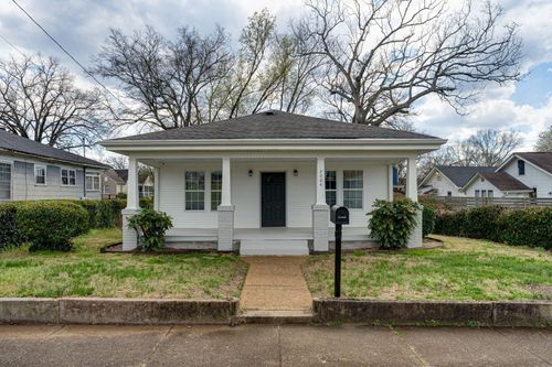 2004 Anderson Ave, Chattanooga, TN, 37404-4411 | Card Image