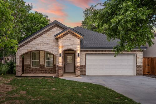 518 S Cockrell Hill Rd, Dallas, TX, 75211-4605 | Card Image