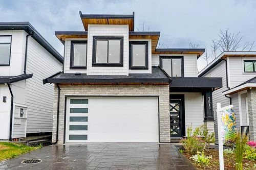 7519 205 St, Langley, BC, V2Y3S8 | Card Image