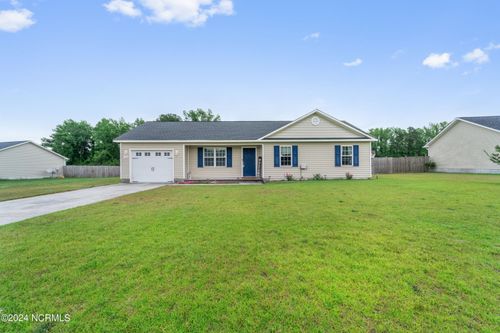 120 Woodbury Farm Dr, Jacksonville, NC, 28540-6215 | Card Image