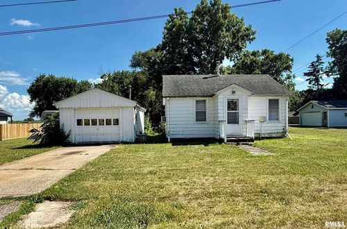 304 E Ames St, Yates City, IL, 61572-9350 | Card Image