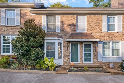 511 Hickory Villa Dr, Nashville, TN, 37211-6358 | Card Image