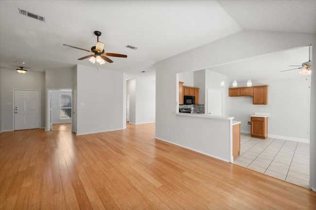 Open Living Area | Image 5