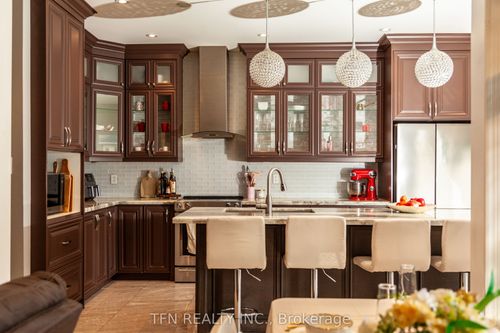 5 Belwood Blvd, Concord, ON, L4K5H4 | Card Image