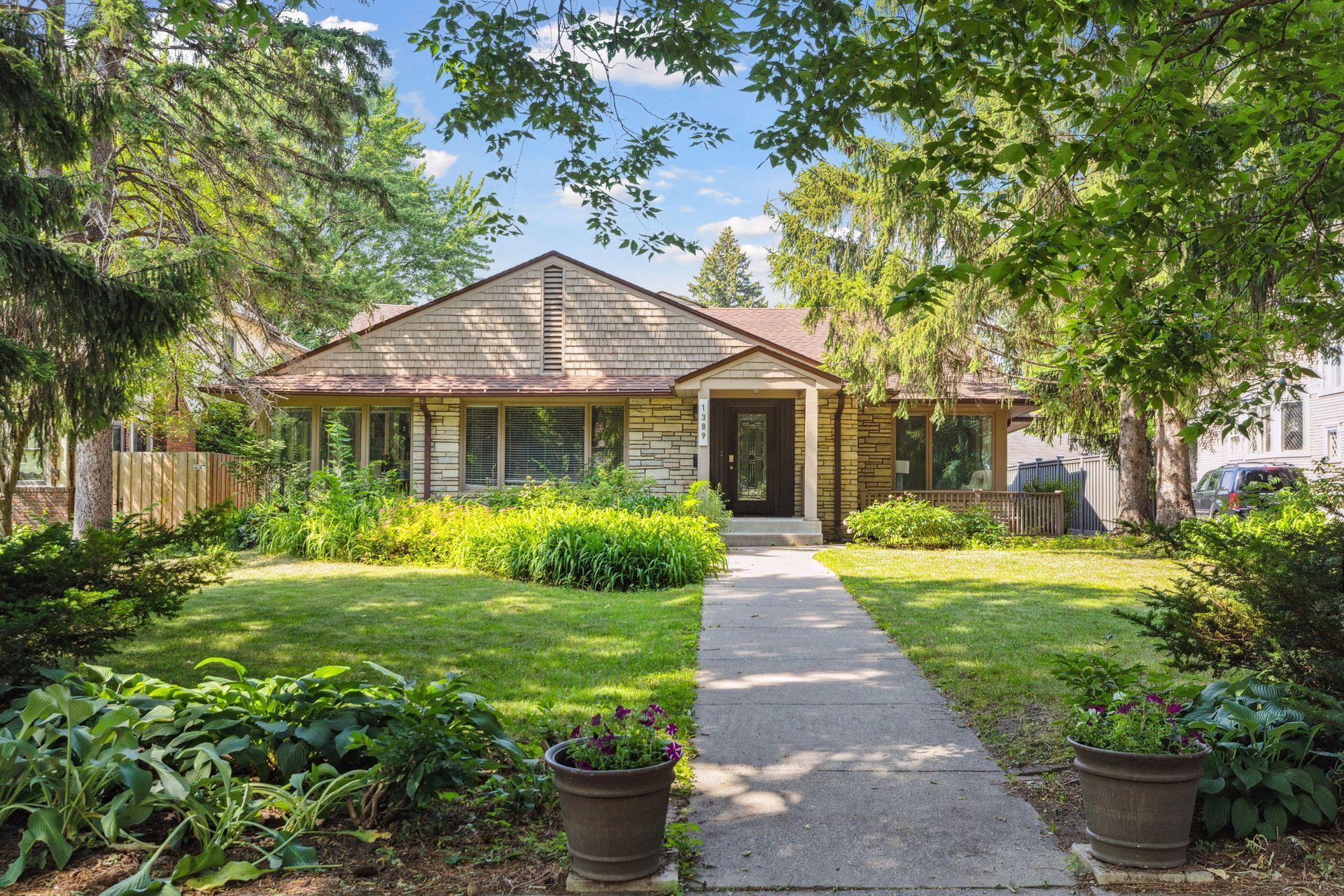 1389 Summit Ave, Sold in Saint Paul - eXp Realty