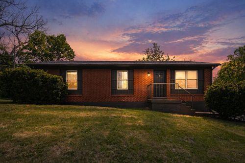 210 Chapel Street, Paris, KY, 40361 | Card Image