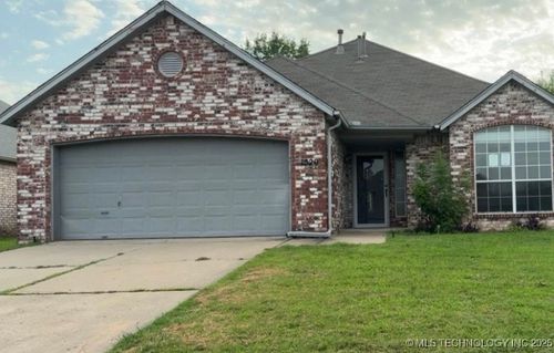 1520 N Willow Ave, Broken Arrow, OK, 74012-9147 | Card Image