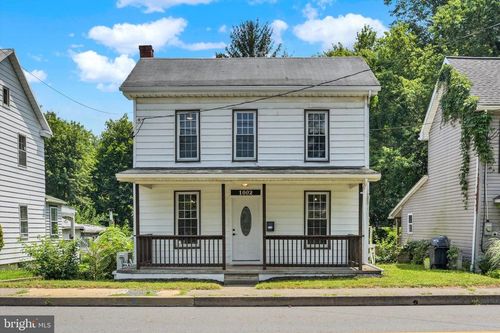 1002 N Market St, DUNCANNON, PA, 17020-1820 | Card Image