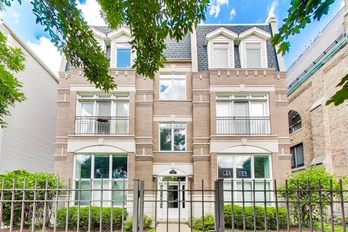 1n-3111 N Seminary Ave, Chicago, IL, 60657-3481 | Card Image