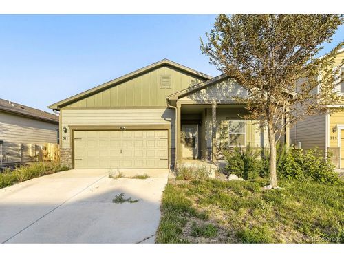 311 Maple St, Bennett, CO, 80102-8661 | Card Image