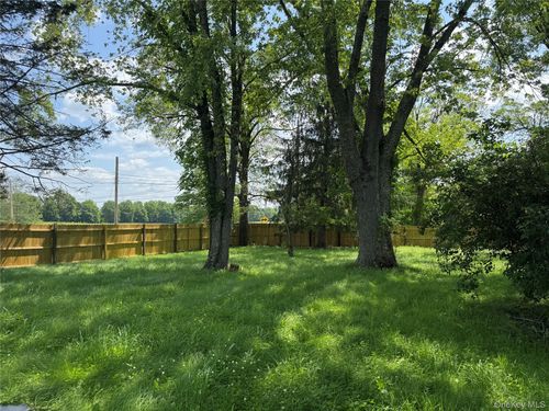 1538 Albany Post Rd, Gardiner, NY, 12525-5520 | Card Image