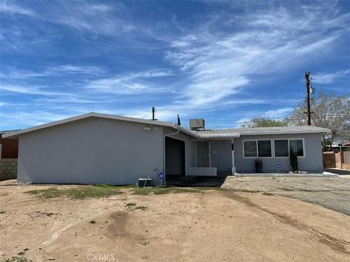 38565 Malby Ave, Palmdale, CA, 93550-4025 | Card Image