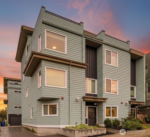 a-3649 Francis Ave N, Seattle, WA, 98103-8516 | Card Image