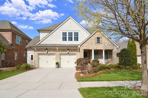 16615 Redding Park Ln, Cornelius, NC, 28031-5011 | Card Image