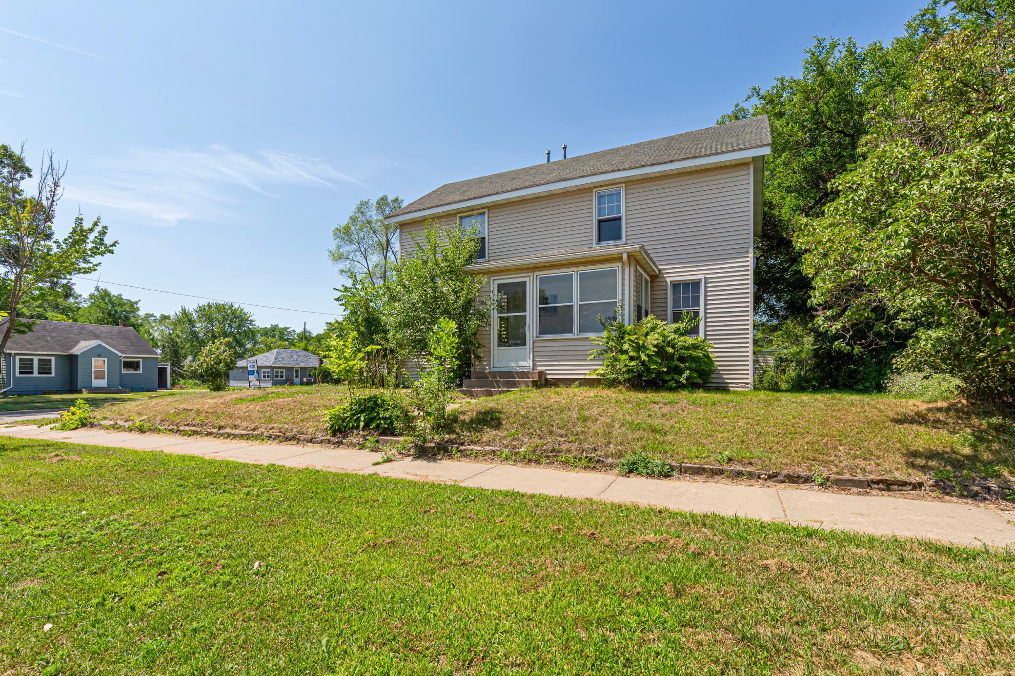 Residential Income in Eau Claire 4