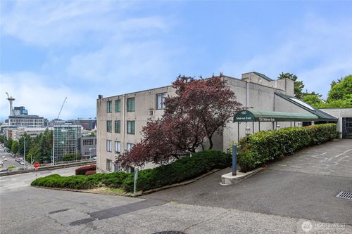 apt-105-150 Melrose Ave E, Seattle, WA, 98102-5524 | Card Image