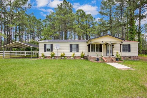 1403 Dowd Dairy Rd, White Oak, NC, 28399-9702 | Card Image