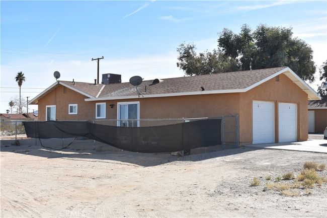 6321 Yucca Ave, Condo with 0 bedrooms, 0 bathrooms and null parking in 29 Palms CA | Image 8