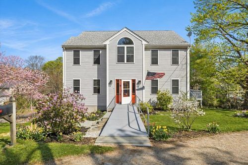 10 Manomet Beach Blvd, Plymouth, MA, 02360-5932 | Card Image