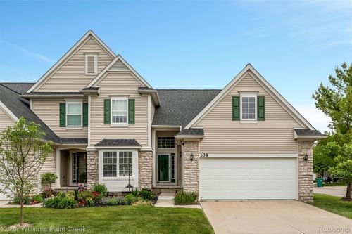 109 Burwyck Park Dr, Saline, MI, 48176-9195 | Card Image