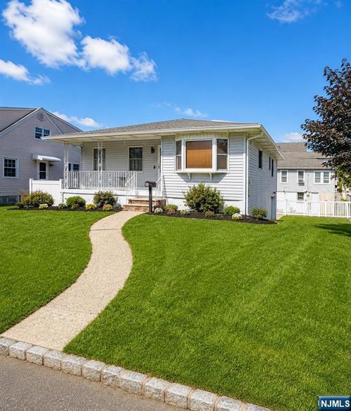 26 Coney Rd, Little Falls, NJ, 07424-1012 | Card Image