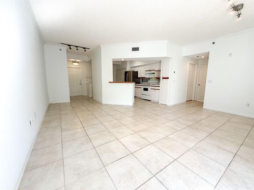 apt-7106-3105 Ne 184th St, North Miami Beach, FL, 33160-4984 | Card Image
