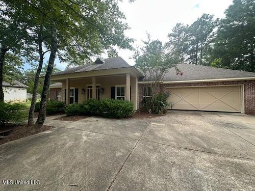 105 Speers Valley Rd, Brandon, MS, 39042-7549 | Card Image
