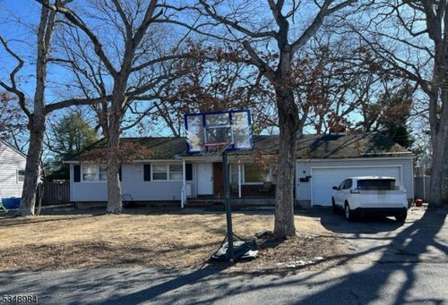 719 Lincoln Ave, Pine Beach, NJ, 08741-1241 | Card Image