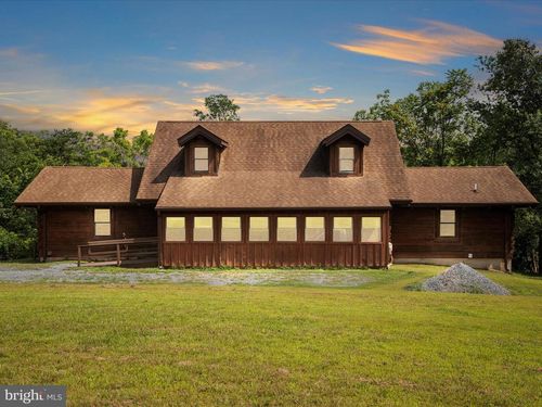 155 Blackberry Ln, GORE, VA, 22637-1802 | Card Image