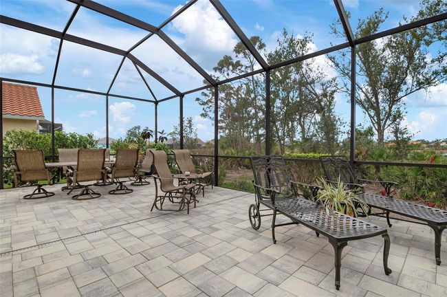 Plenty of outdoor space for entertaining | Image 35