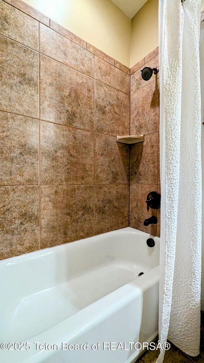UNIT-19 - 715 Moraine Ct, Condo with 3 bedrooms, 2 bathrooms and null parking in Driggs ID | Image 61