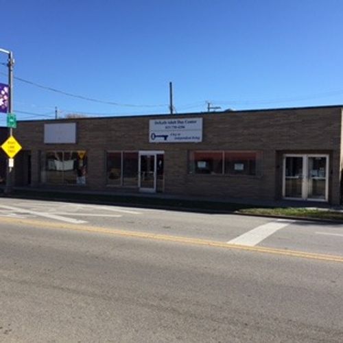 ste-a-126 S 4th St, DEKALB, IL, 60115-3705 | Card Image