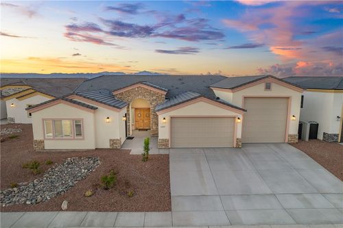 2339 Raven Ct, Bullhead City, AZ, 86442-8851 | Card Image