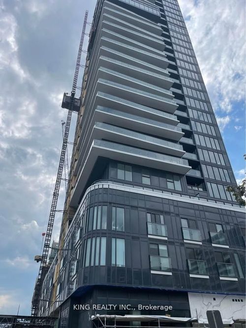 207-370 Martha St, Burlington, ON, L7R0G9 | Card Image
