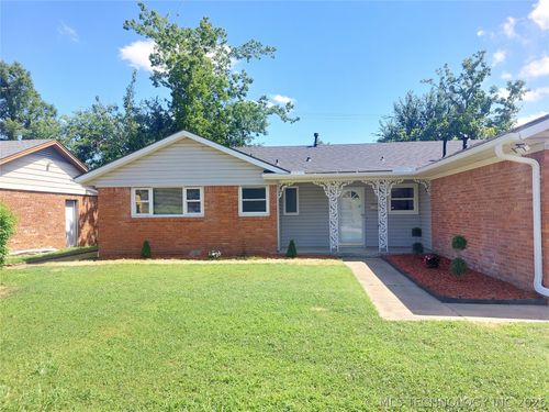 6604 E 26th Ct, Tulsa, OK, 74129-6104 | Card Image