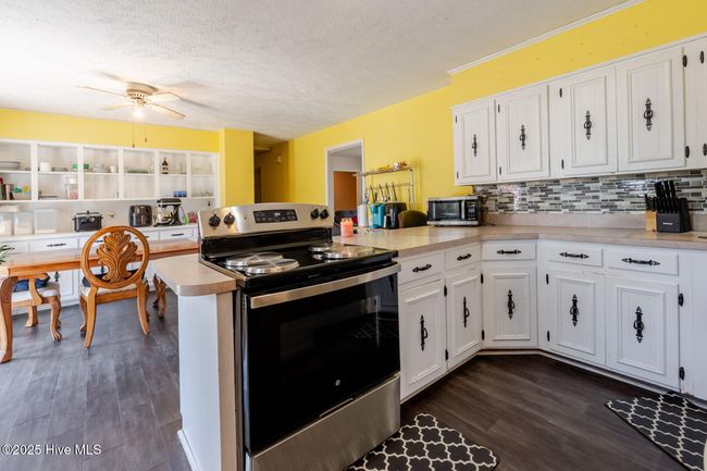 171 Summer Hill Dr, House other with 3 bedrooms, 2 bathrooms and null parking in Elizabethtown NC | Image 4